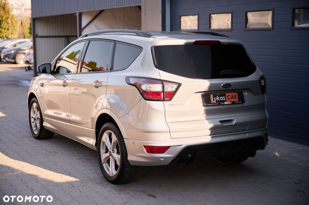 Ford Kuga - 27