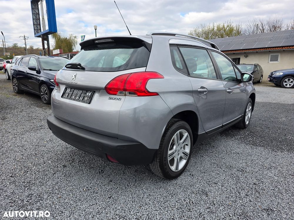 Peugeot 2008 PureTech 110 Stop&Start Active - 4