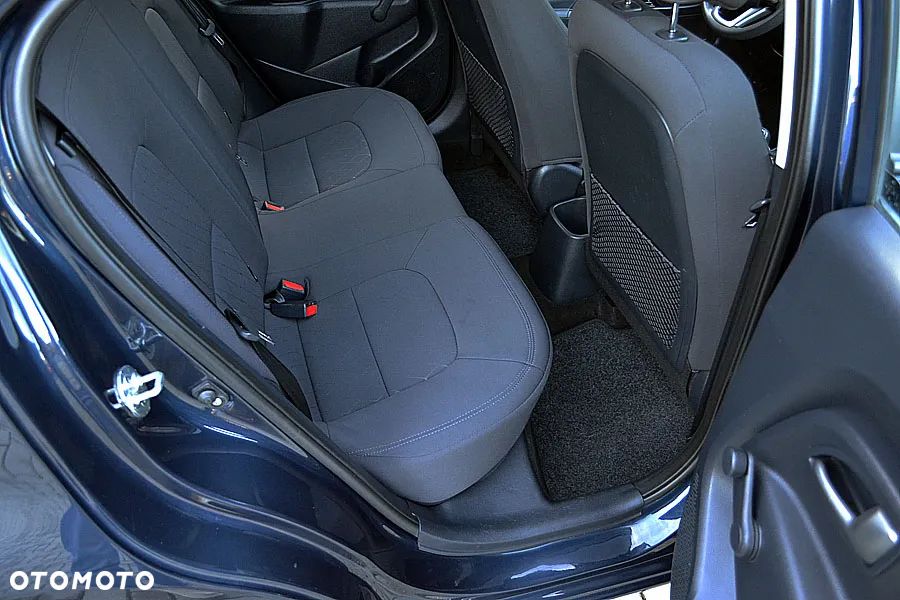 Kia Rio 1.2 Business Line Plus - 9