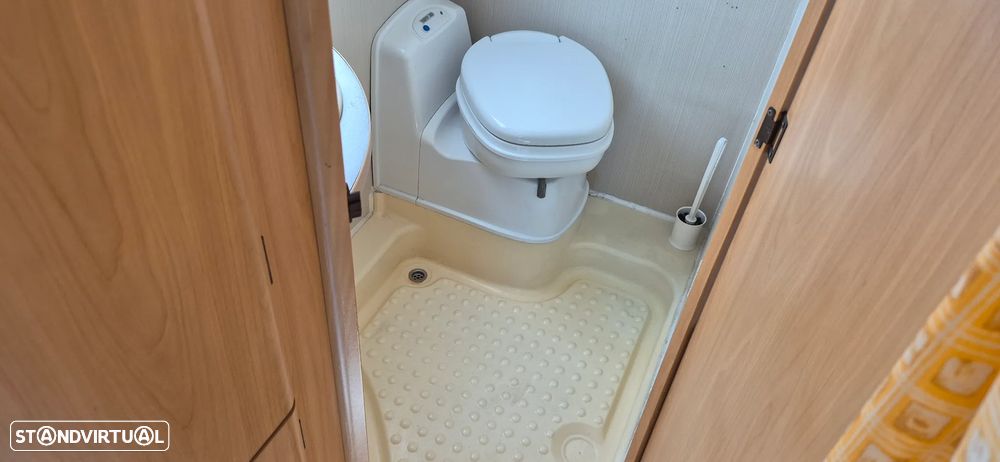 Ford Transit 2.2 TDCI - CHAUSSON  FLASH 02 - 4 LUGARES - 4 DORMIDAS - 36