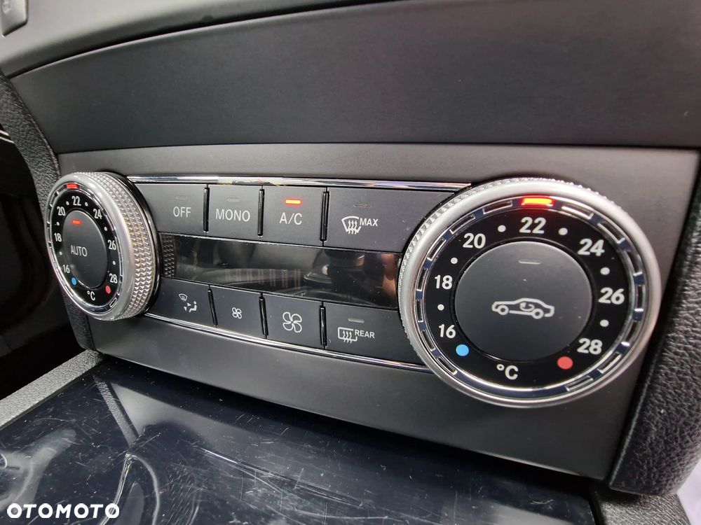 Mercedes-Benz GLK 220 CDI 4Matic (BlueEFFICIENCY) 7G-TRONIC - 23