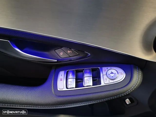 Mercedes-Benz C 300 de AMG Line - 33