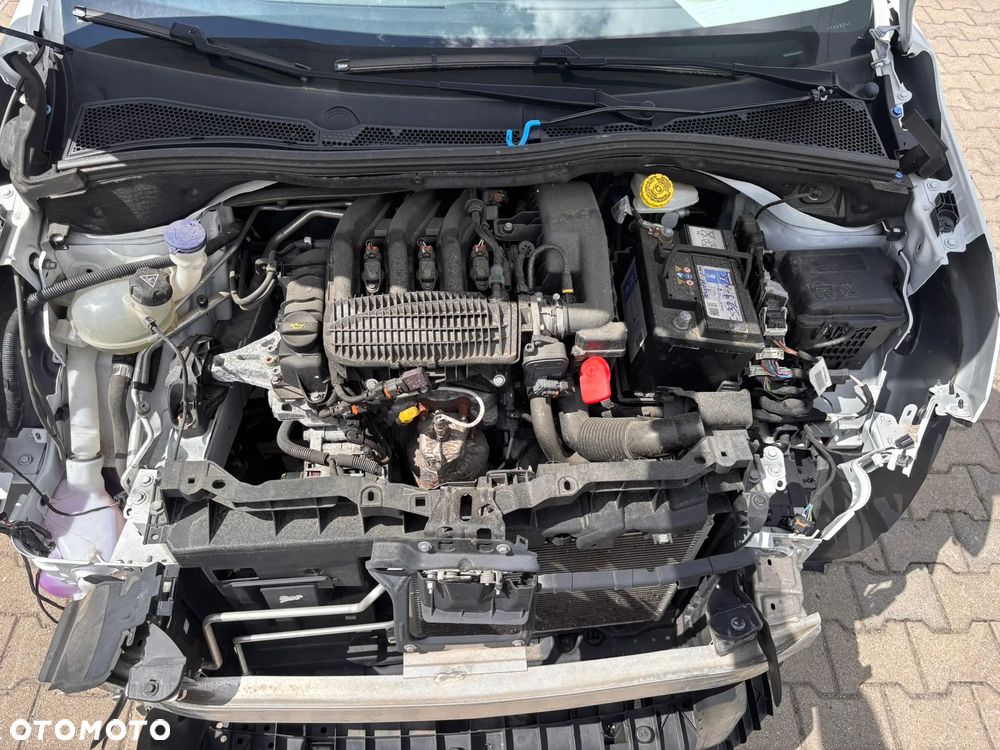 Peugeot 2008 - 10