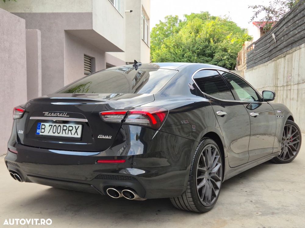 Maserati Ghibli - 2