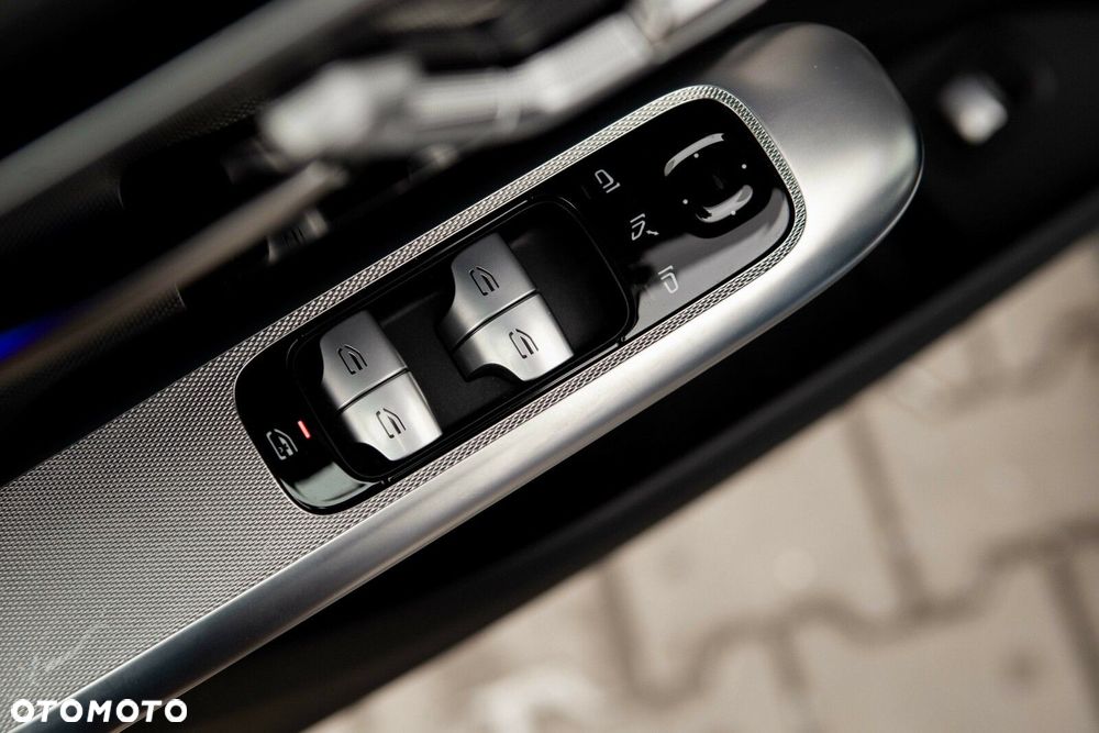 Mercedes-Benz GLC - 18