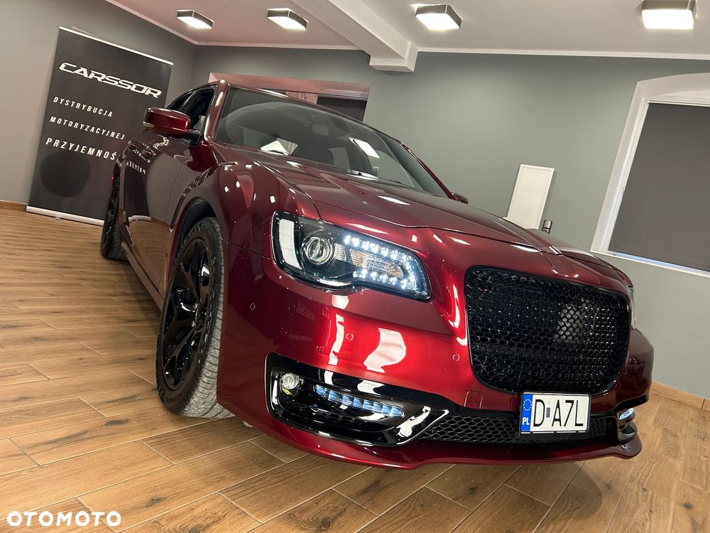 Chrysler 300s - 32