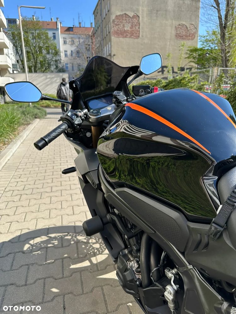 Honda CBR - 8