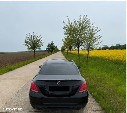 Mercedes-Benz C - 4