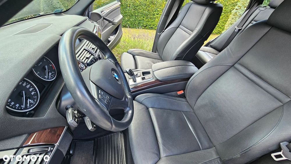 BMW X5 xDrive40d Edition Exclusive - 11