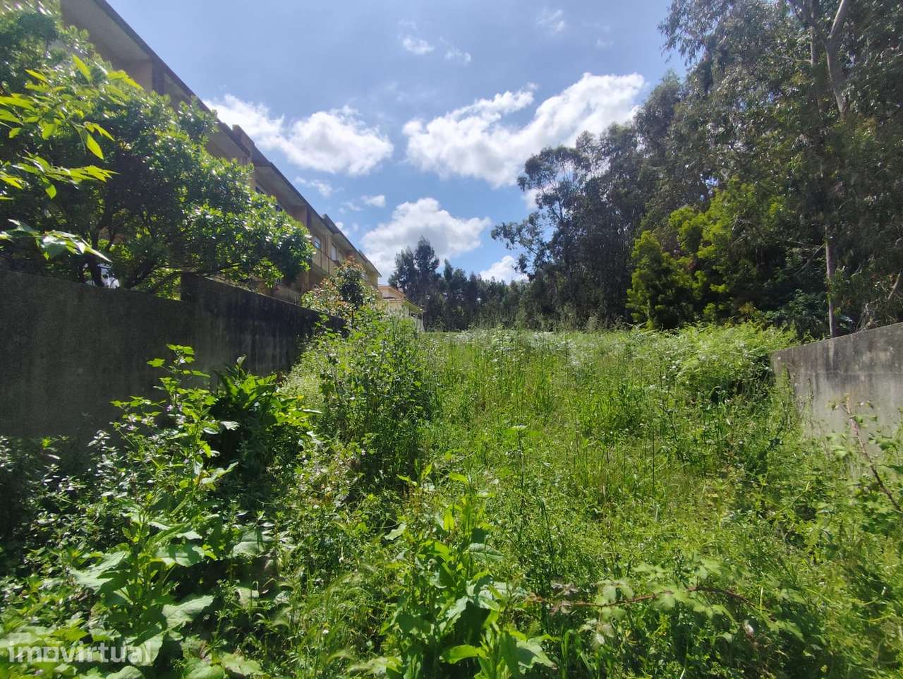 Terreno para Construção de uma ou duas Moradias, localizado perto do c - Grande imagem: 4/10