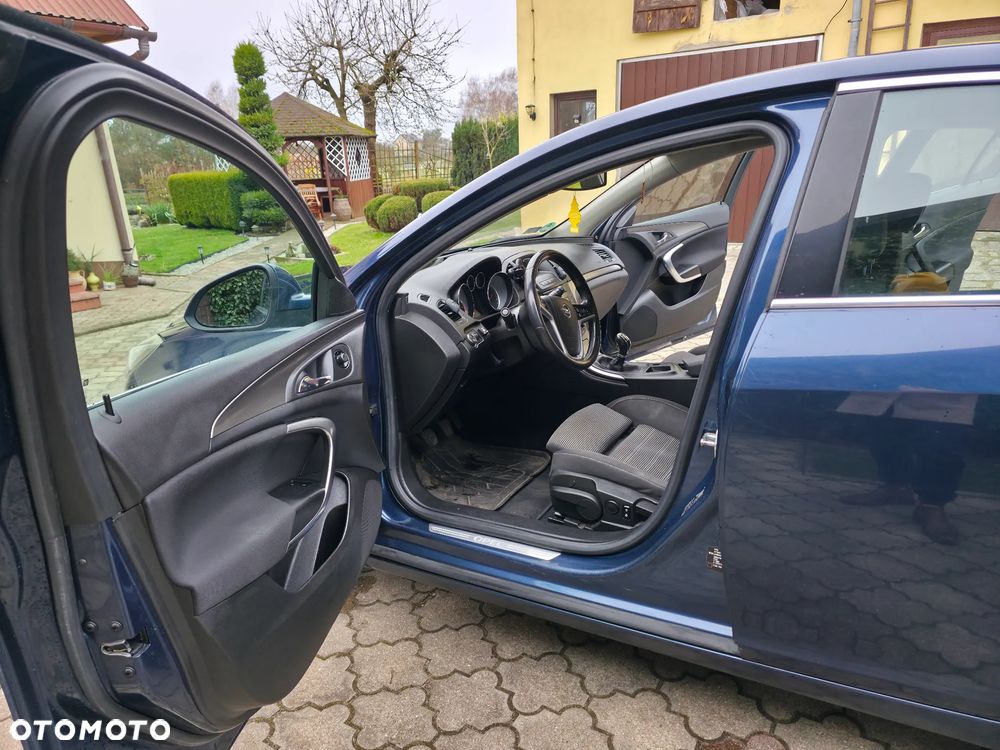 Opel Insignia 1.6 - 25