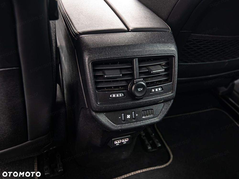 Peugeot 5008 1.6 PureTech GT S&S EAT8 - 26