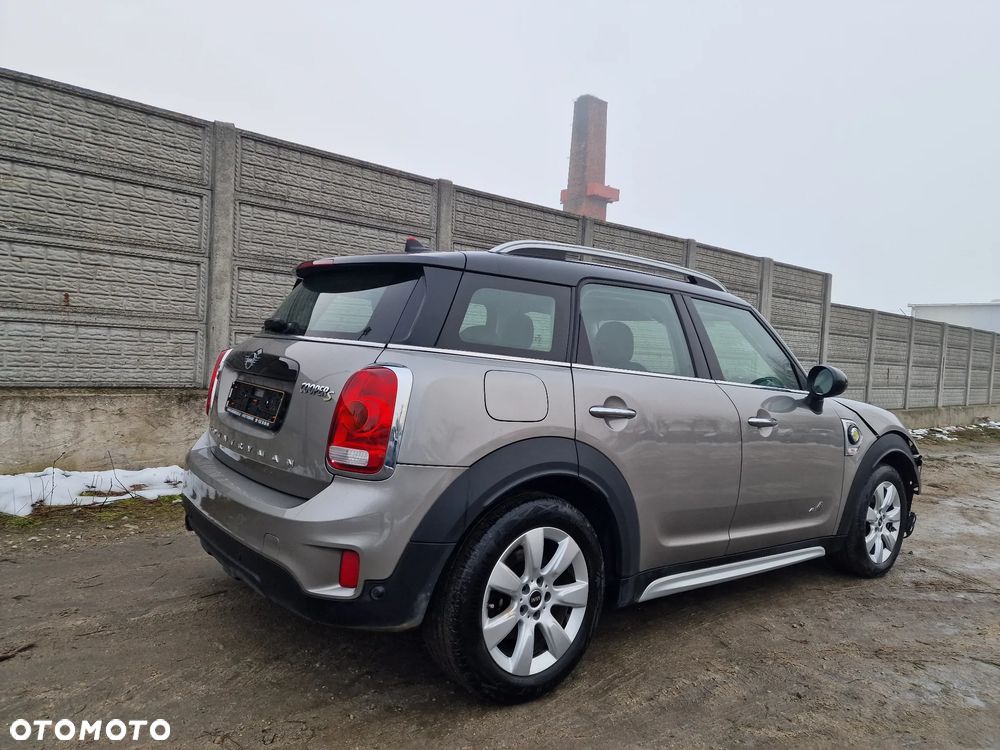 MINI Countryman Cooper S E All4 - 35