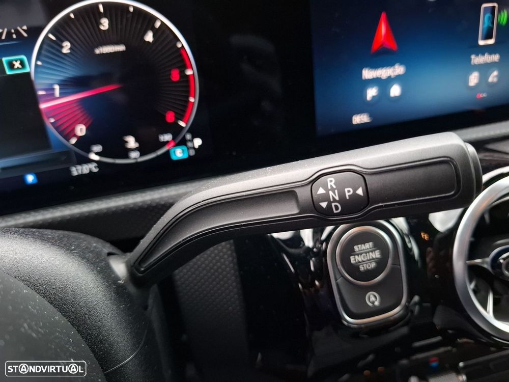 Mercedes-Benz a-180 d - 16