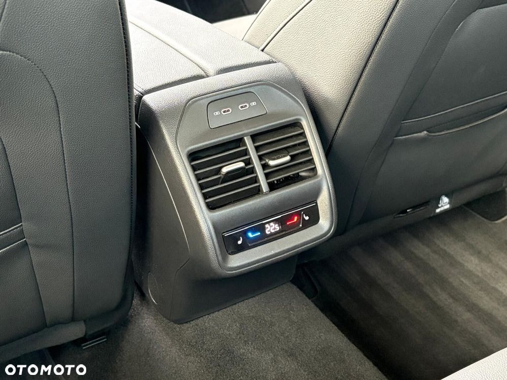 Skoda Superb 2.0 TSI 4x4 L&K DSG - 17