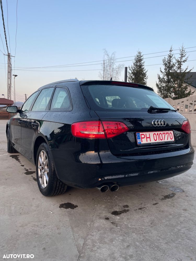 Audi A4 2.0 TDI DPF Attraction - 2