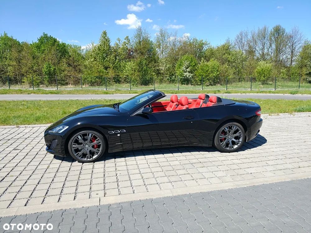 Maserati GranCabrio Sport - 18