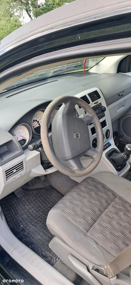 Dodge Caliber - 3