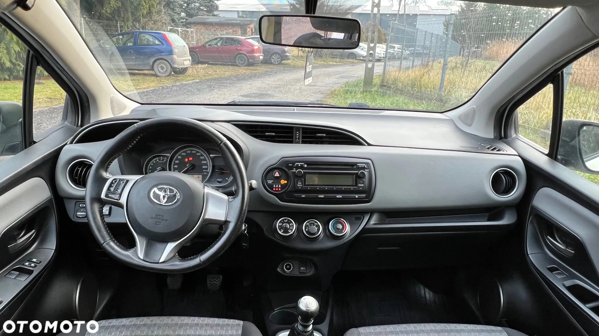 Toyota Yaris 1.33 Active - 8