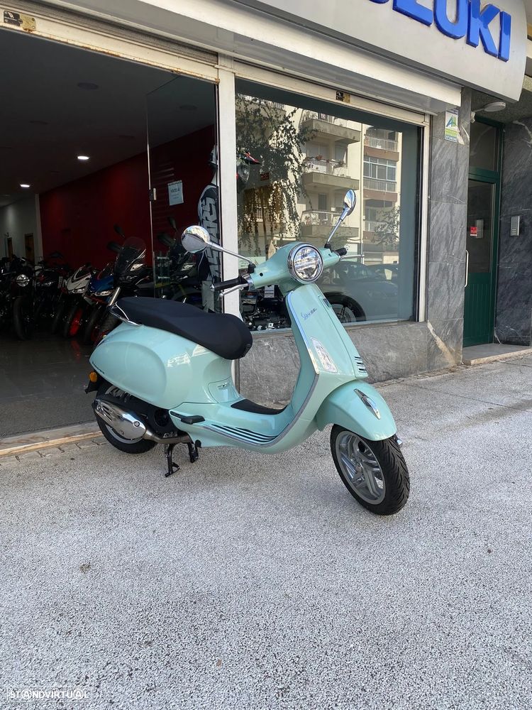 Vespa Primavera 125 - 2