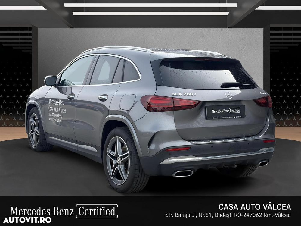 Mercedes-Benz GLA 200 d 4MATIC Aut. - 4