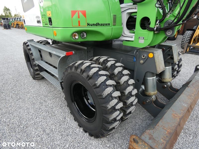 Liebherr A910 Compact / Z Niemiec / Super Stan / BEZ DPF / 2 Łyżki / - 28