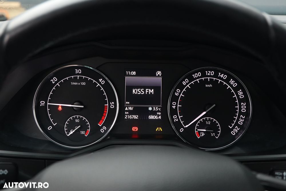 Skoda Superb Combi 2.0 TDI 4x4 SportLine - 19