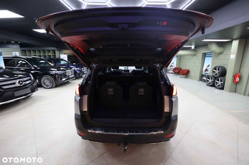 Peugeot 5008 PureTech 130 EAT8 Stop & Start GT - 12