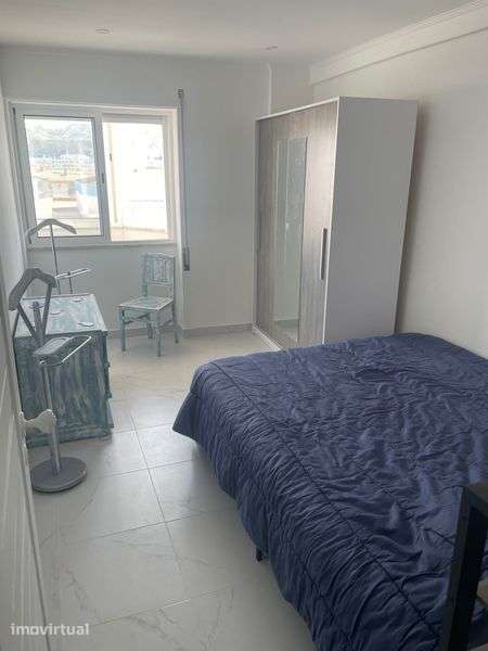 Apartamento T1 em frente à praia - Grande imagem: 2/2