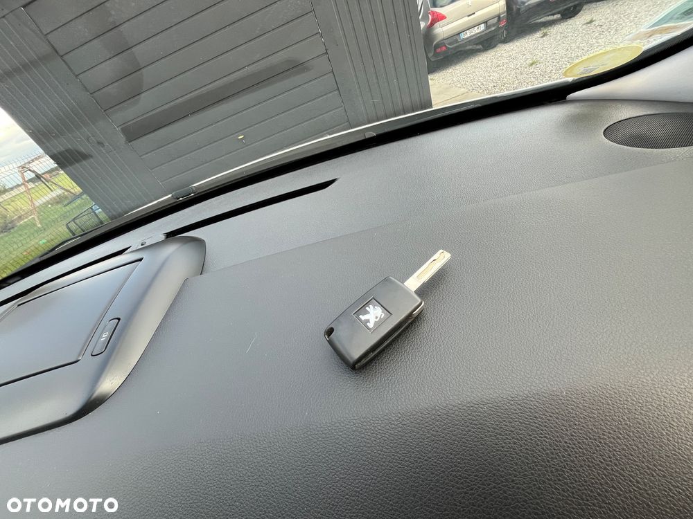 Peugeot 3008 e-HDi 115 ETG6 Stop&Start Allure - 27