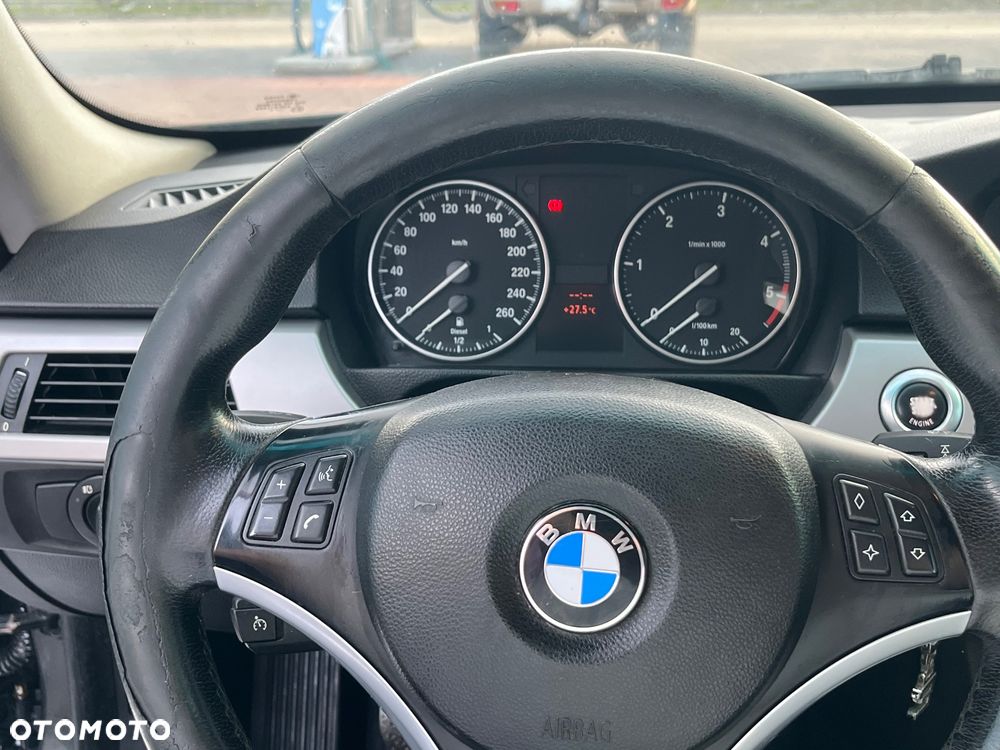 BMW Seria 3 320d - 21