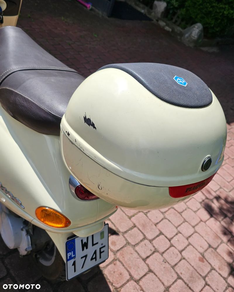 Piaggio Vespa - 16