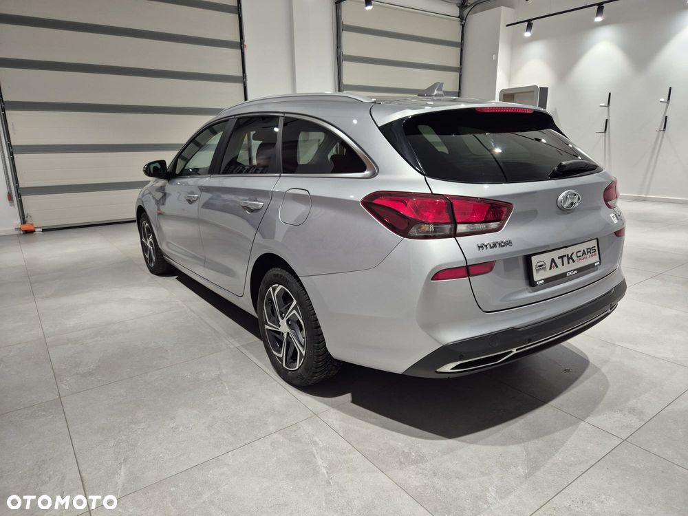 Hyundai i30 1.5 T-GDI 48V Smart DCT - 9