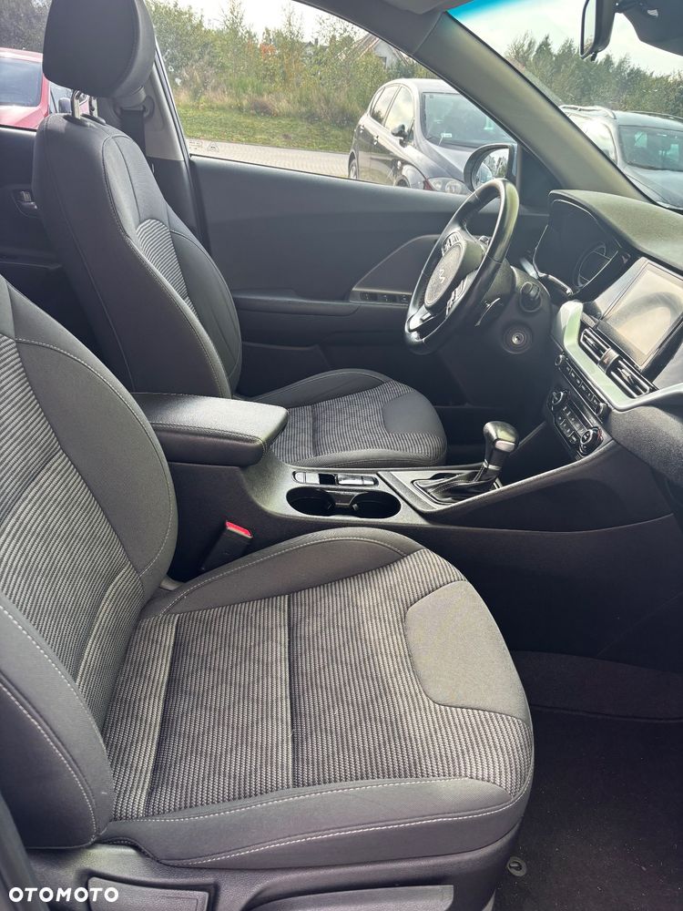 Kia Niro 1.6 GDI Hybrid M - 20