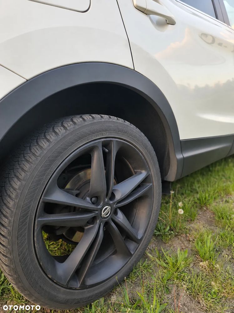 Nissan Qashqai 1.3 DIG-T N-Connecta DCT - 10