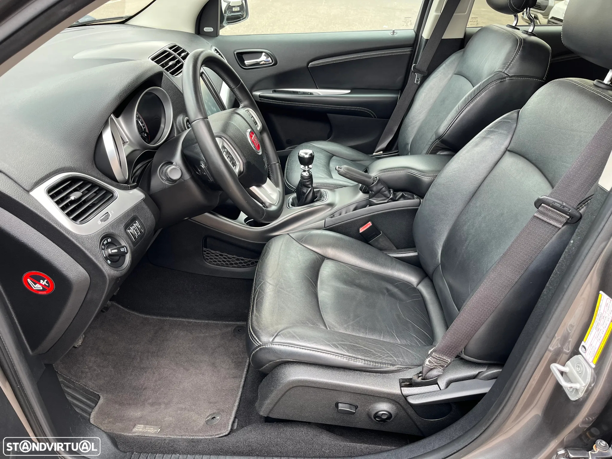 Fiat Freemont 2.0 M-Jet Urban - 11