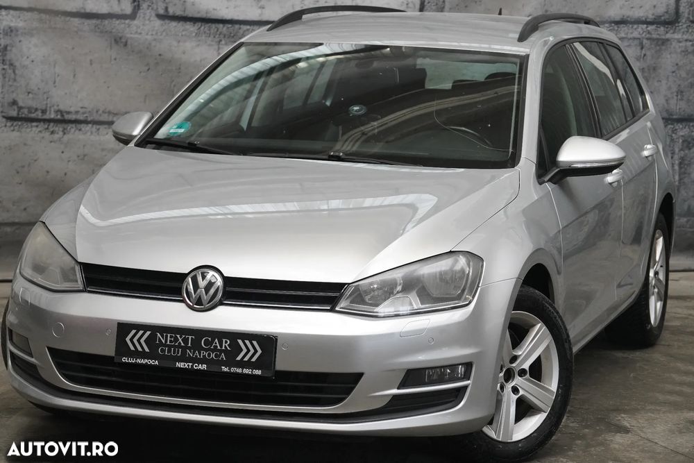 Volkswagen Golf - 2