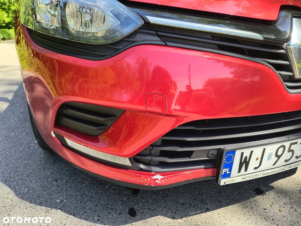 Renault Clio - 17