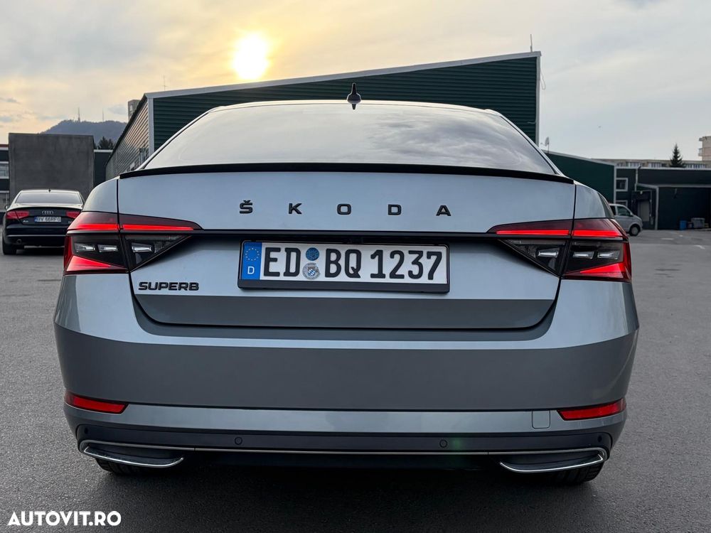 Skoda Superb 2.0 TDI DSG Sportline - 6