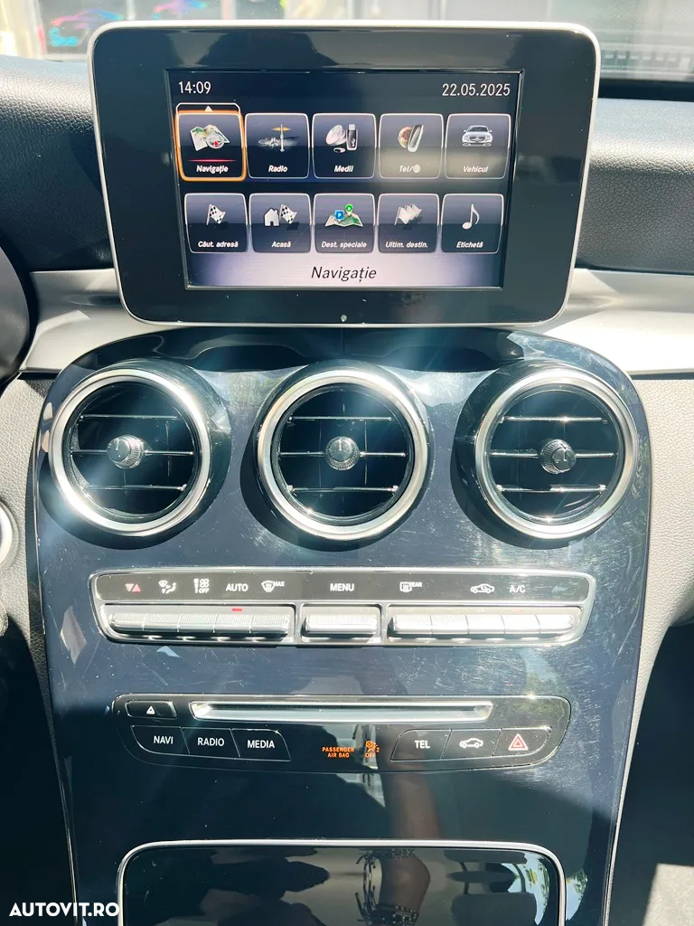 Mercedes-Benz C - 38