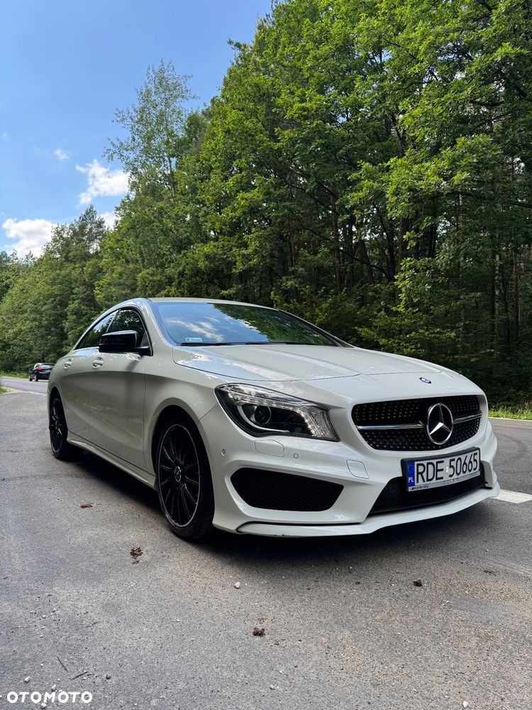 Mercedes-Benz CLA 200 7G-DCT - 4