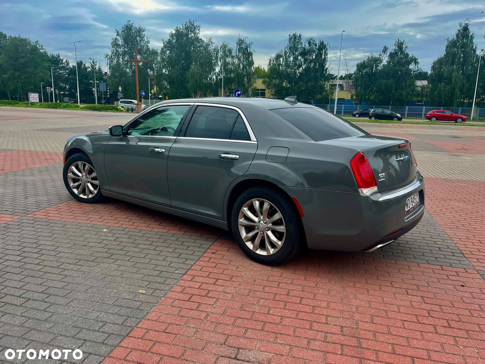 Chrysler 300 - 9