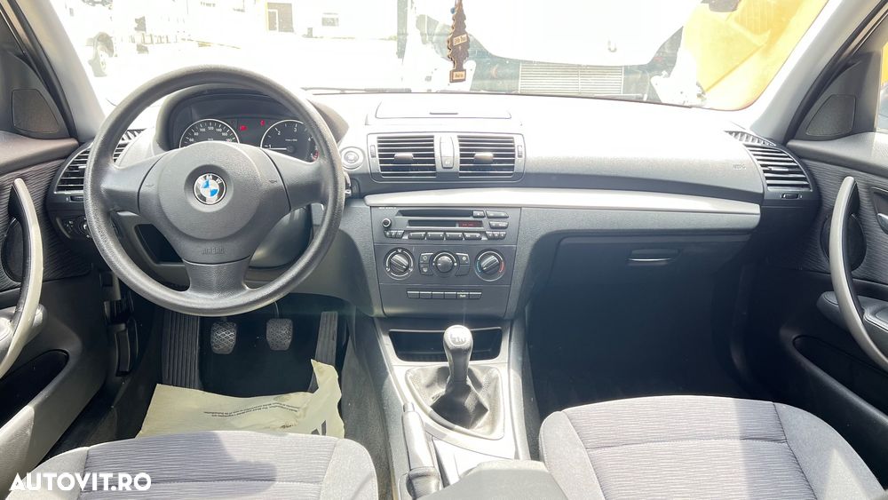 BMW 1 Series 2009 — imagine 11