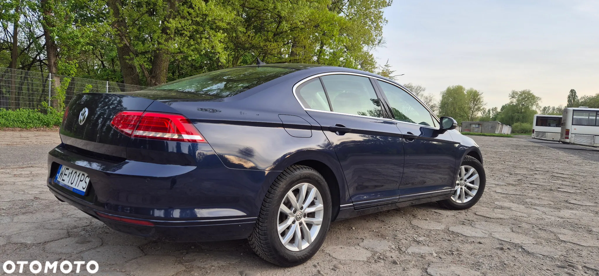 Volkswagen Passat 2.0 TDI BMT Comfortline - 3