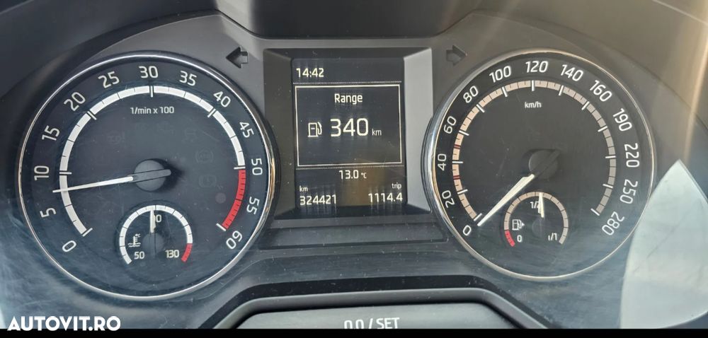 Skoda Octavia 2.0 TDI RS - 8