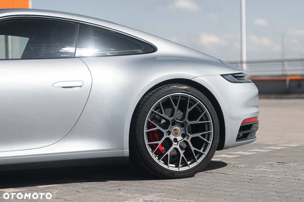Porsche 911 Carrera S - 9