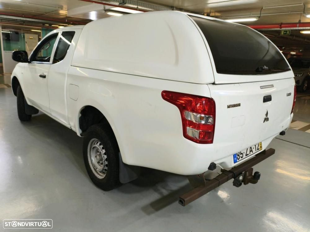 Mitsubishi L200 2.4 DI-D Club Invite 4WD - 3