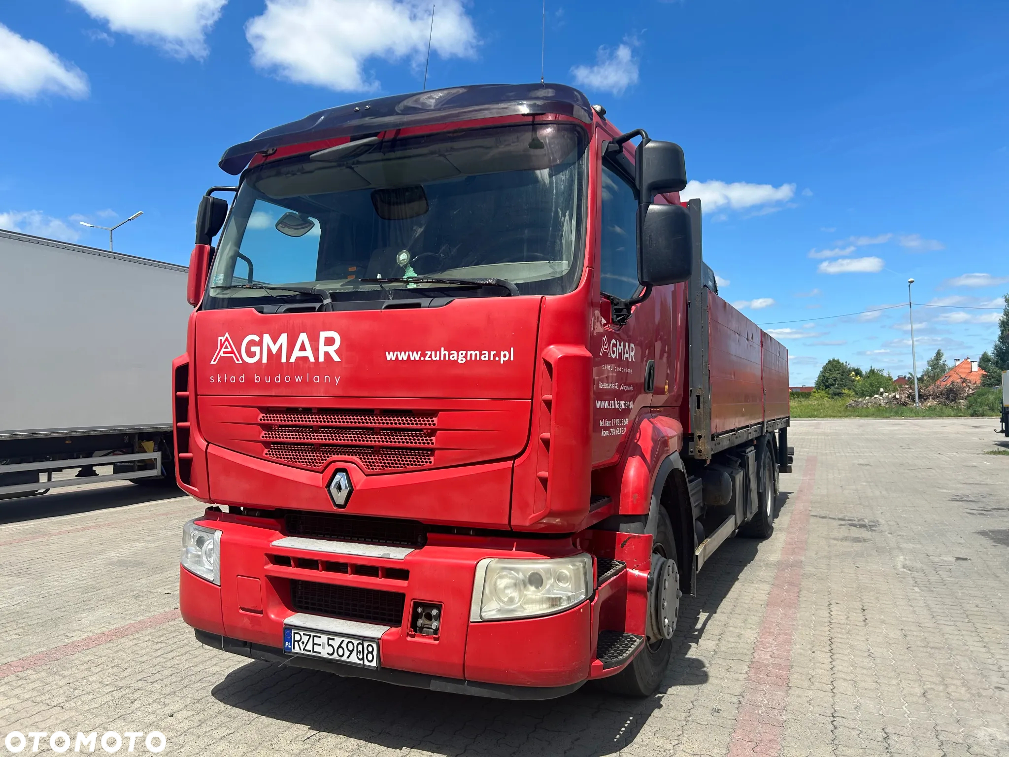 Renault Premium - 2