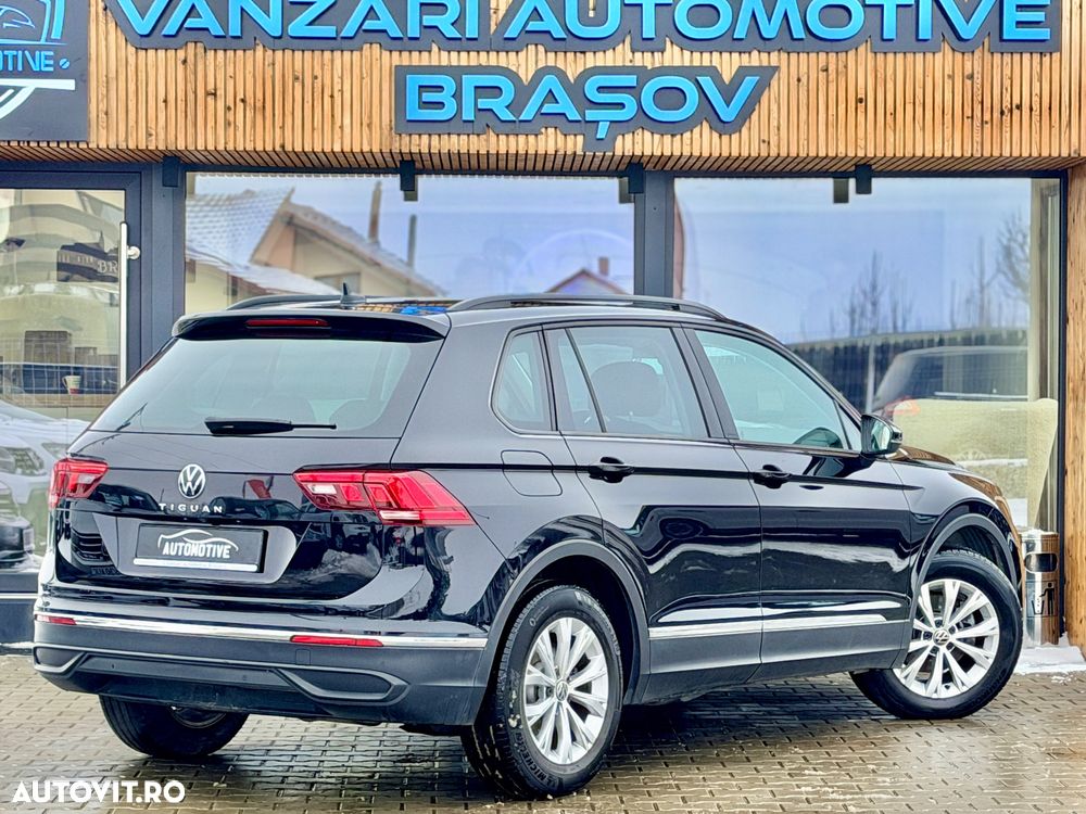 Volkswagen Tiguan - 4