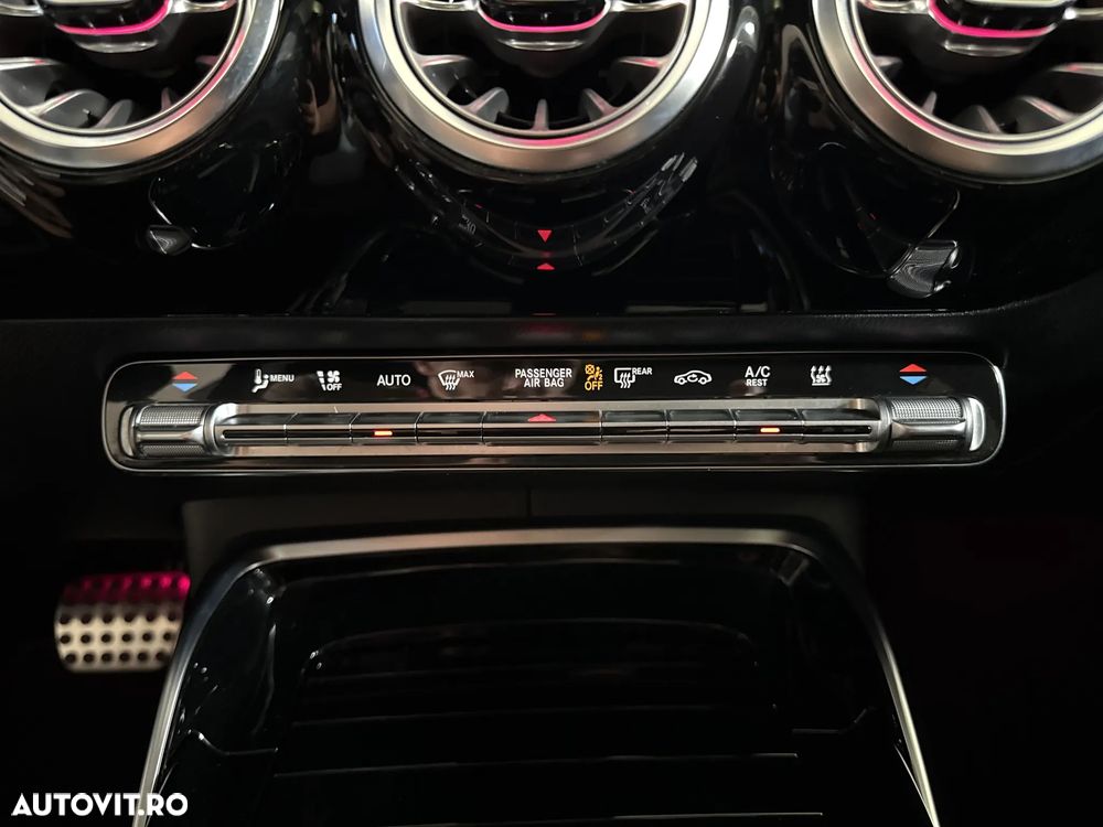 Mercedes-Benz A 35 AMG Sedan 4Matic AMG Speedshift DCT 7G - 18